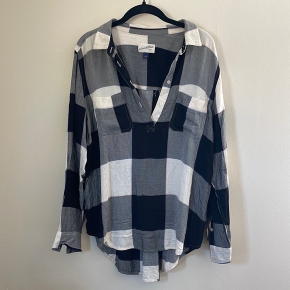 🌿LIKE NEW!🌿 Checkered Flannel Blouse - Picture 1 of 3